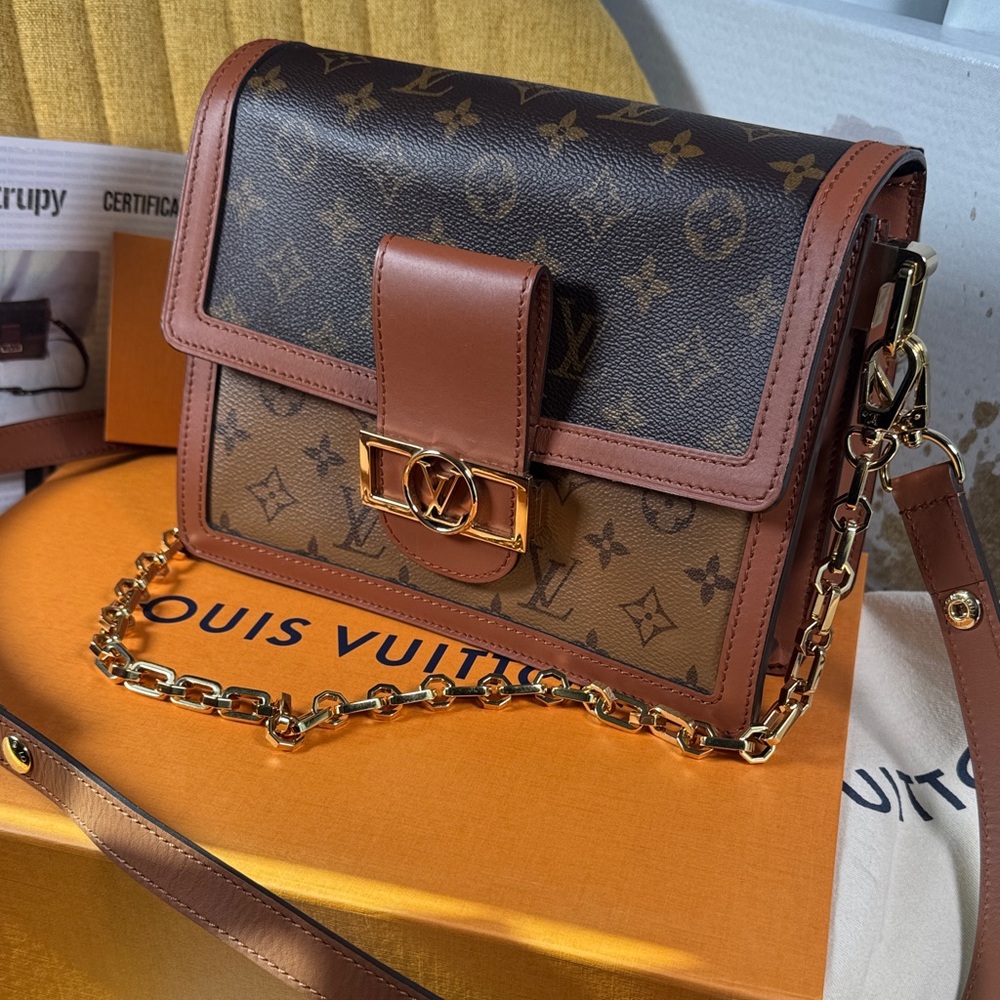 Louis Vuitton Brown Monogram Shoulder Bag - Picture 5 of 16